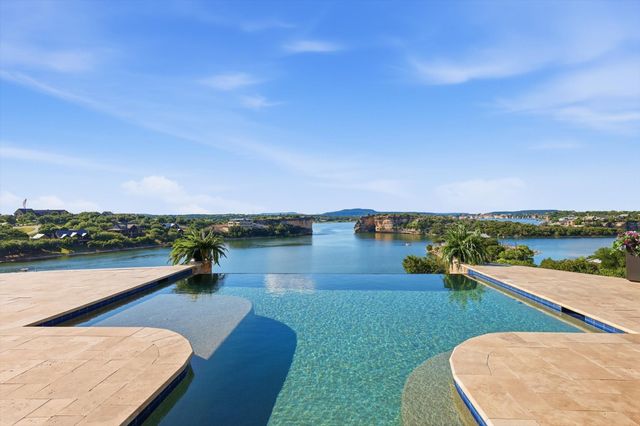 7085 W Hells Gate Drive, Possum Kingdom Lake, TX 76475