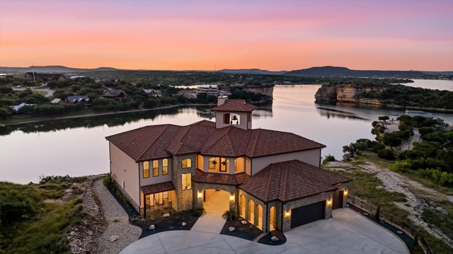 7085 W Hells Gate Drive, Possum Kingdom Lake, TX 76475