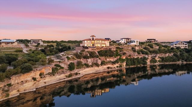 7085 W Hells Gate Drive, Possum Kingdom Lake, TX 76475