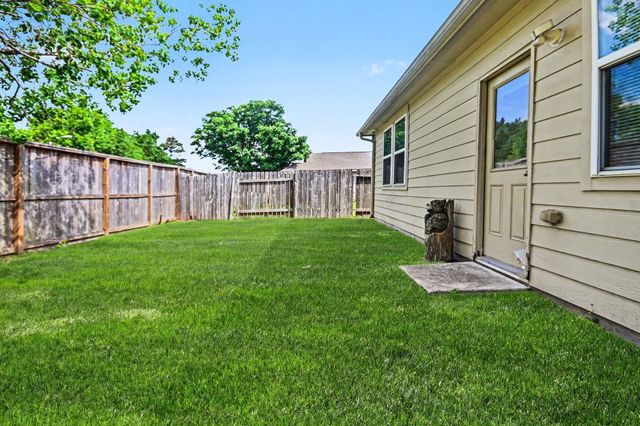 10019 Meadow Mill Forest Lane, Houston, TX 77044