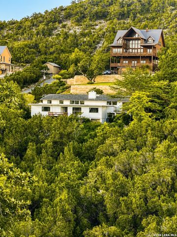 1820 TRIPLE PEAK, Canyon Lake, TX 78133