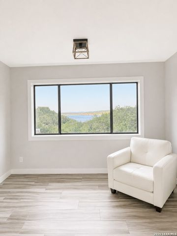 1820 TRIPLE PEAK, Canyon Lake, TX 78133