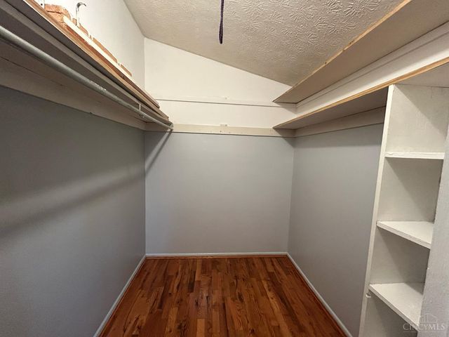 7752 Montgomery Road, Sycamore Twp, OH 45236