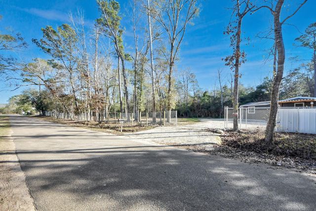 506 County Road 3706a, Splendora, TX 77372