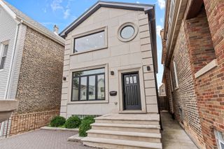 2913 S Lowe Avenue, Chicago, IL 60616