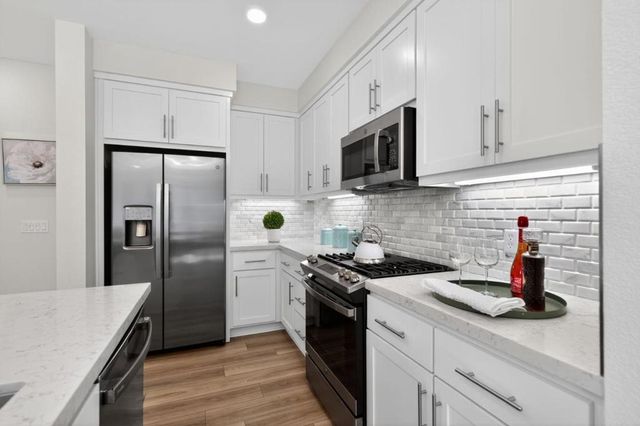 3891 Vanguard 1004, Fremont, CA 94538