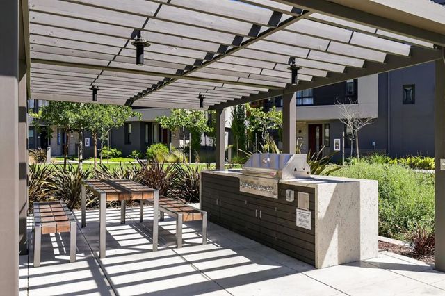 3891 Vanguard 1004, Fremont, CA 94538