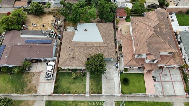 2014 S Poplar, Santa Ana, CA 92704
