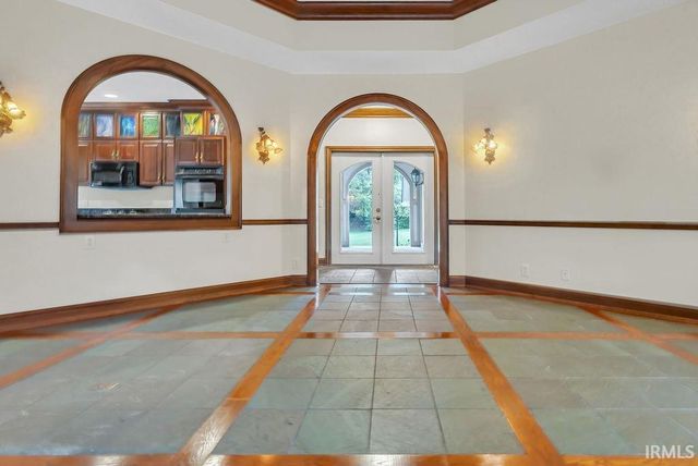 5500 E Ariel Way, Bloomington, IN 47408