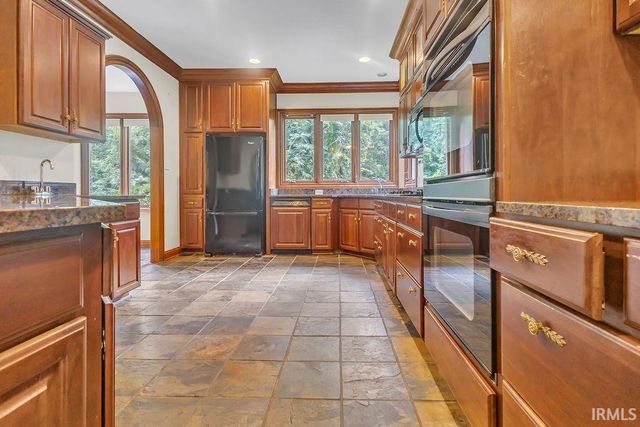 5500 E Ariel Way, Bloomington, IN 47408