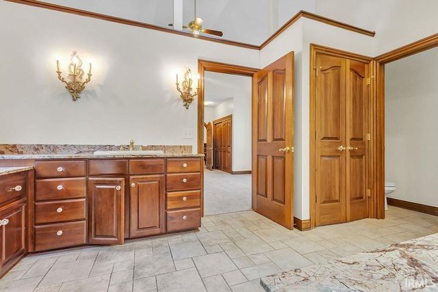 5500 E Ariel Way, Bloomington, IN 47408