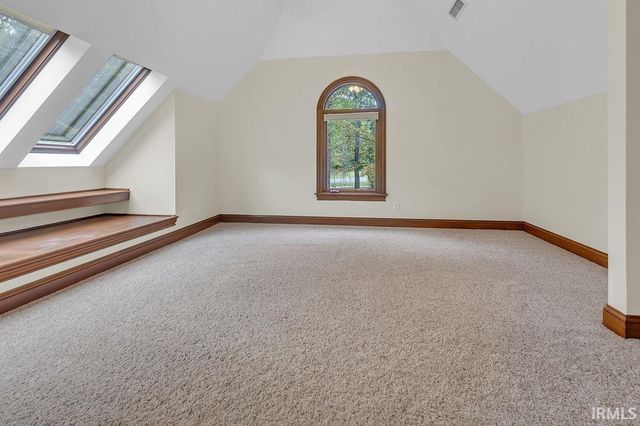 5500 E Ariel Way, Bloomington, IN 47408