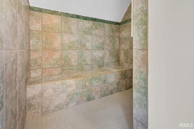 5500 E Ariel Way, Bloomington, IN 47408