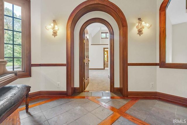 5500 E Ariel Way, Bloomington, IN 47408