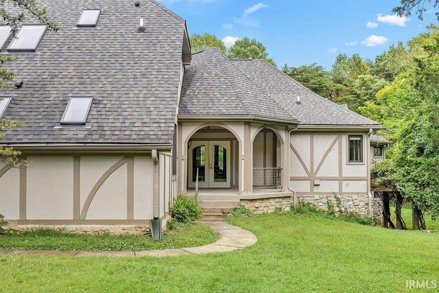 5500 E Ariel Way, Bloomington, IN 47408