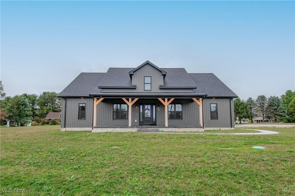 49981 N Park Circle, East Liverpool, OH 43920