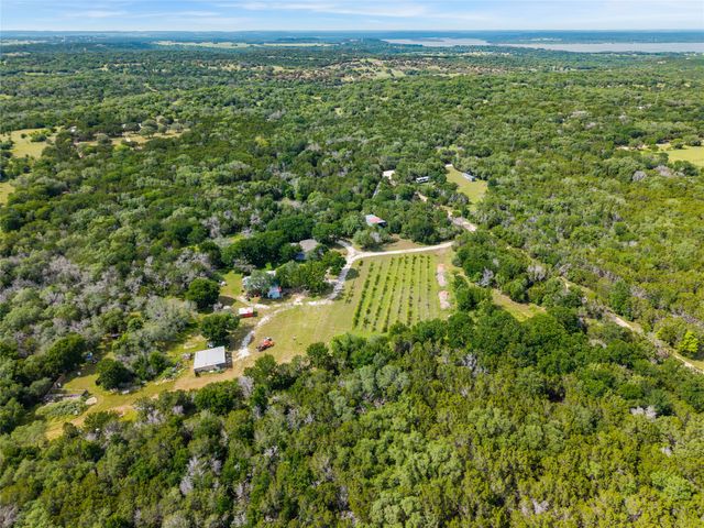 106 Private Road 1381, Morgan, TX 76671