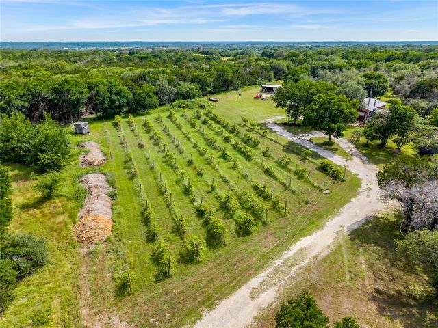 106 Private Road 1381, Morgan, TX 76671