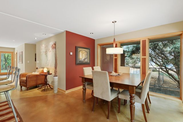 18416 Ridgewood Road, Minnetonka, MN 55391