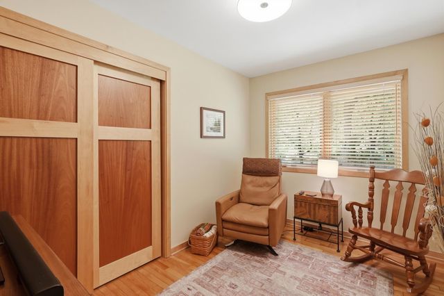 18416 Ridgewood Road, Minnetonka, MN 55391