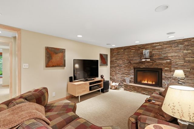 18416 Ridgewood Road, Minnetonka, MN 55391