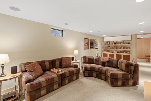 18416 Ridgewood Road, Minnetonka, MN 55391