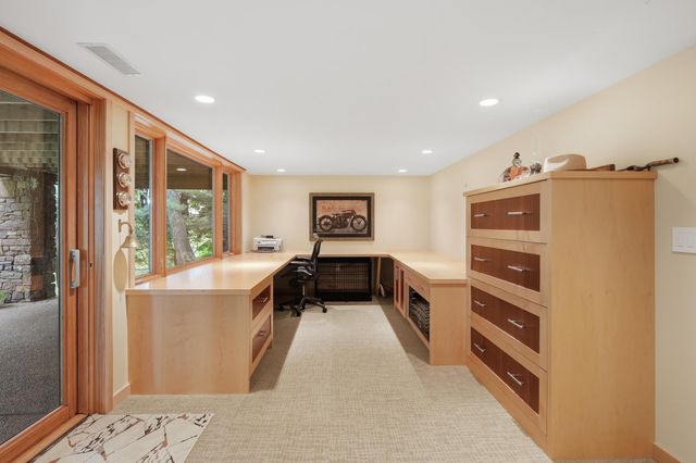 18416 Ridgewood Road, Minnetonka, MN 55391