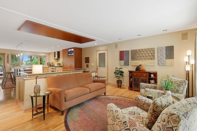 18416 Ridgewood Road, Minnetonka, MN 55391