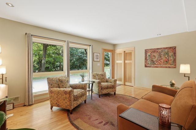 18416 Ridgewood Road, Minnetonka, MN 55391