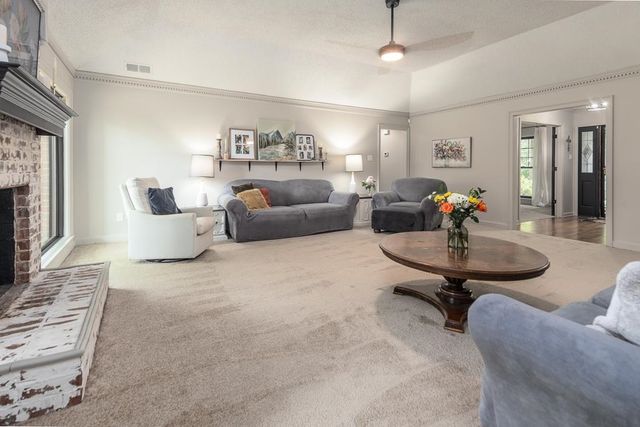 8911 WALNUT RIDGE LOOP, Memphis, TN 38018