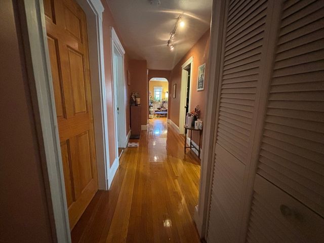 504 Washington St 1, Brookline, MA 02446