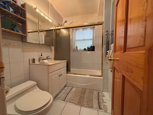 504 Washington St 1, Brookline, MA 02446