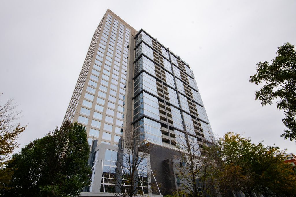 1901 S Calumet Avenue 2505, Chicago, IL 60616 — exterior