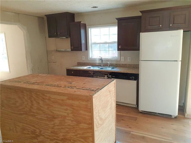 3455 Messick Road, Jonesville, NC 28642
