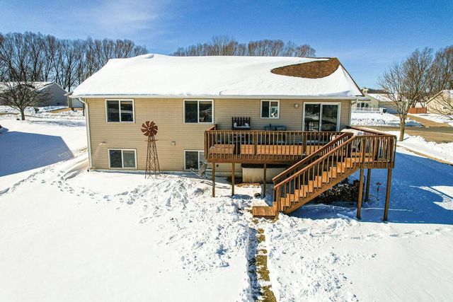 327 Nicholas Street, Tomah, WI 54660