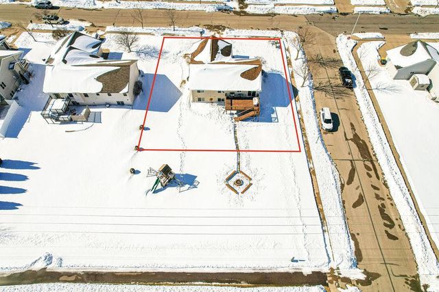 327 Nicholas Street, Tomah, WI 54660