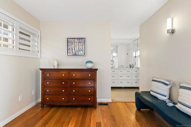 253 Gravilla Street, La Jolla, CA 92037
