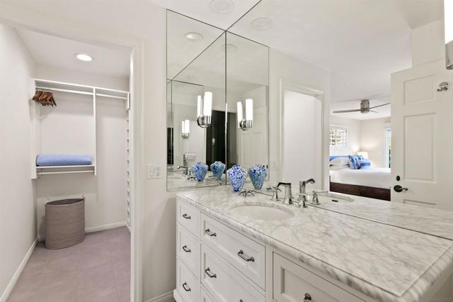 253 Gravilla Street, La Jolla, CA 92037