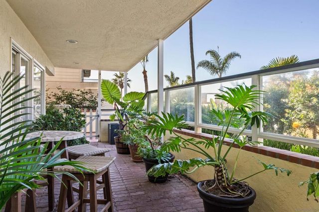 253 Gravilla Street, La Jolla, CA 92037