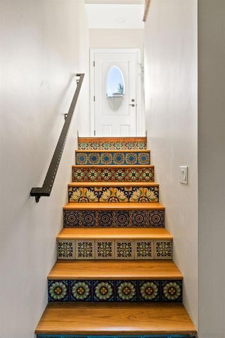 253 Gravilla Street, La Jolla, CA 92037
