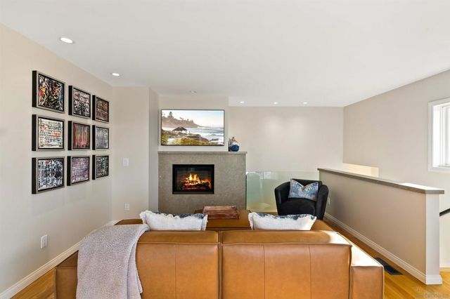 253 Gravilla Street, La Jolla, CA 92037