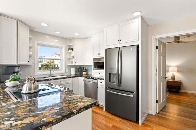 253 Gravilla Street, La Jolla, CA 92037
