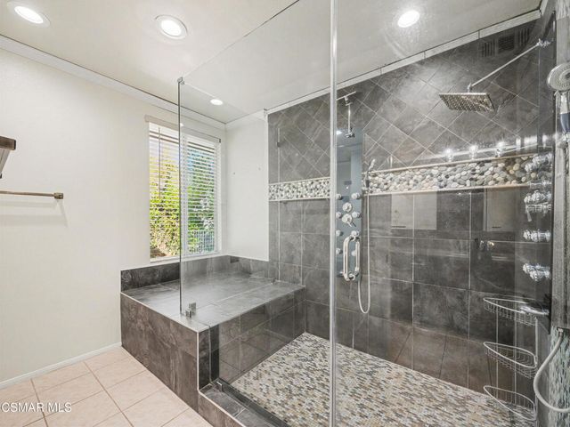 1221 Gentilly Place, Oak Park, CA 91377