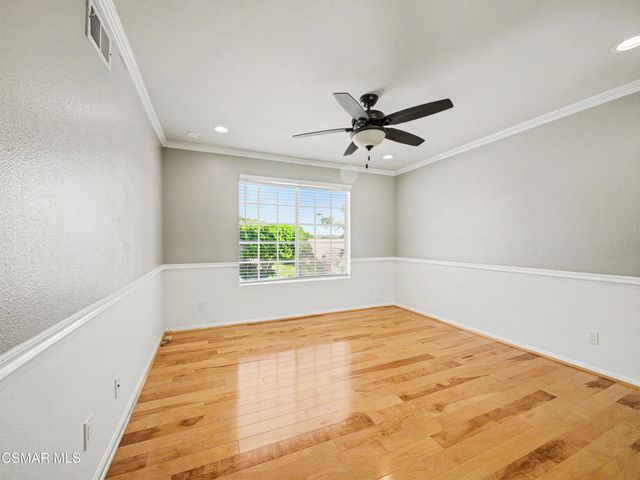 1221 Gentilly Place, Oak Park, CA 91377