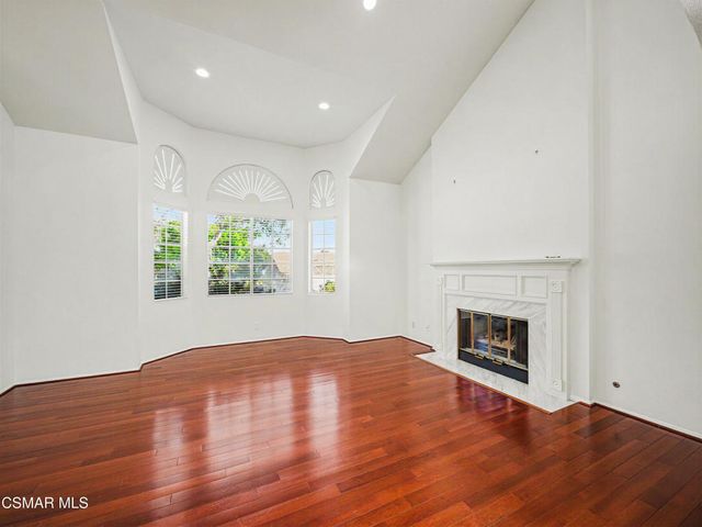 1221 Gentilly Place, Oak Park, CA 91377
