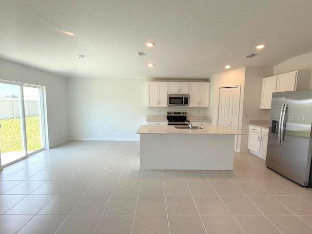 38396 PINDOS DRIVE, Dade City, FL 33525