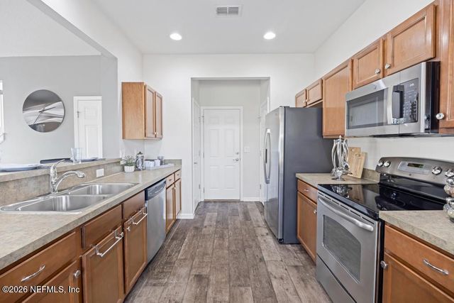 4189 STUDIO PARK Avenue, Jacksonville, FL 32216