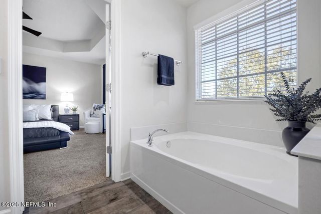 4189 STUDIO PARK Avenue, Jacksonville, FL 32216