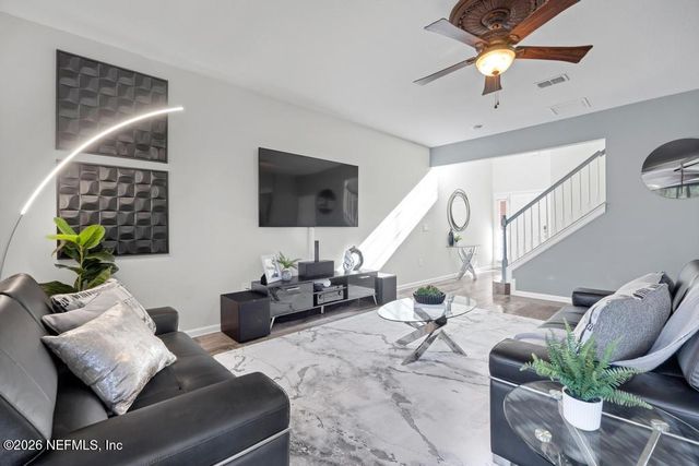 4189 STUDIO PARK Avenue, Jacksonville, FL 32216