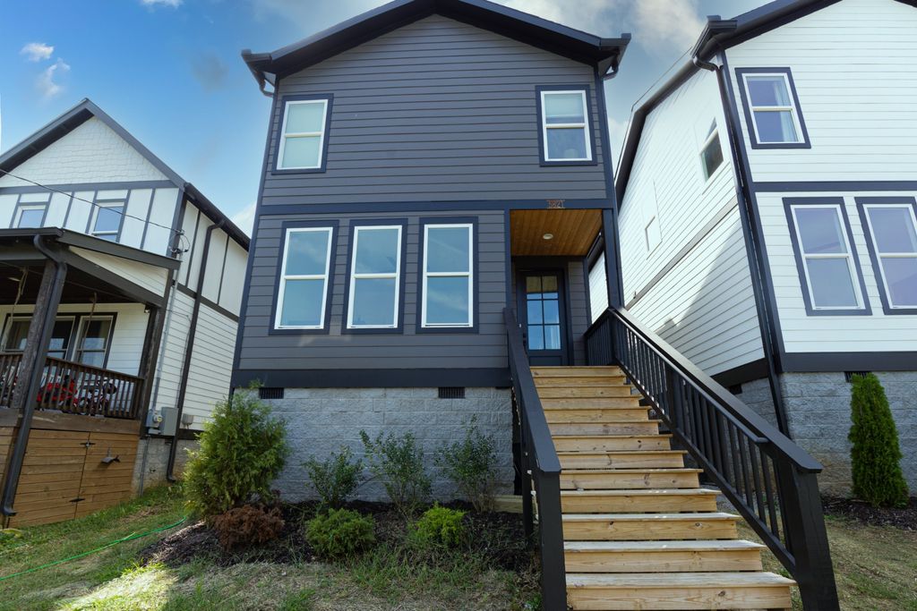 5821 Maxon Ave, Nashville, TN 37209